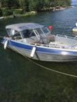 Buster Magnum med Honda 200 + 25hk trim