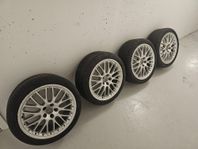 245/40 R19