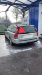 A traktor Volvo v70