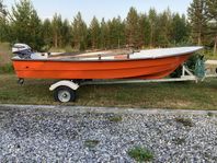 Båt Uttern 380 med Evinrude 4 hk