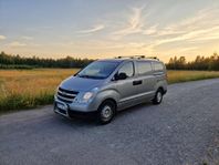 Hyundai H-1 camper