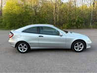 Mercedes-Benz C 180 Kompressor Sportcoupé endast 7500mil