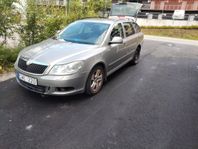 Skoda Octavia Kombi 2.0 TDI Elegance Euro 4