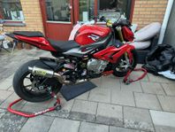 BMW s1000R