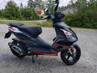 Aprilia SR 50 Factory