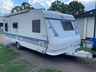 Hobby 560 Kmfe East barnkammarvagn