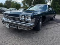 Buick Electra 225 Hardtop Sedan 7.5 V8 Hydra-Matic