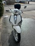 Piaggio Liberty 50 endast gått 2km