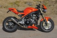 Triumph Speed Triple 1050 endast 3780 mil