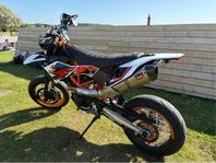 KTM 690 SMC R