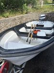 : Crescent 43 med Evinrude 25 hk + trailer – 80-tal
