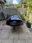  Takbox Thule Motion 900, svart högblank. 610 liter!