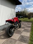 Ducati Monster 821 - 2015, välskött och i fantastiskt skick!