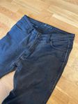 Knox Brighton Jeans storlek 34 med skydd