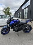 SUPERDEAL: Yamaha MT07 Akrapovic Helsystem, quickshifter
