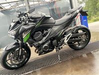 Kawazaki - Z800 - 2016 - Endast 2500 mil 