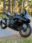 Suzuki GSX-R 750 K8