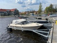 Utter 5000 DC Mercury 60hk 4-takt(2018), tiki båttrailer 80