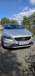 Volvo V40 T2 Momentum, R-Design Euro 6