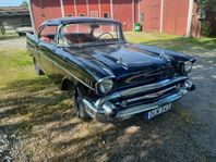 Chevrolet 1957 210