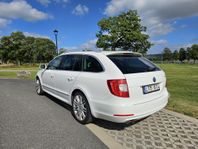 Skoda Superb Kombi 2.0 TDI Elegance Euro 5