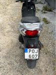 Peugot tweet EU moped. 2012-09