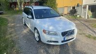 Volvo V70 2.5T Flexifuel DRIVe Momentum, R-Design Euro 4