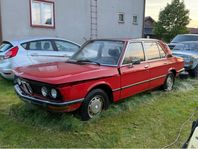 BMW 518 E12