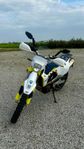 Husqvarna 701 Enduro -21 med extra motardhjul