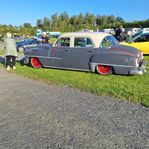 Chrysler Windsor Deluxe Sedan 4.3
