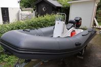 Adventure 450 S 2018, Mercury 50 hk 4-takt + 80 km/h vagn