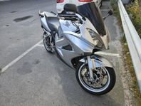 Honda vfr 800