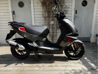 Peugeot Speedfight 4