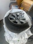 4 st dubbdäck med fälg 225/50/R17 98T pyspunka på 1 däck