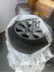 4 st dubbdäck med fälg 225/50/R17 98T pyspunka på 1 däck