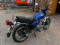 Kawasaki Z 400-R1