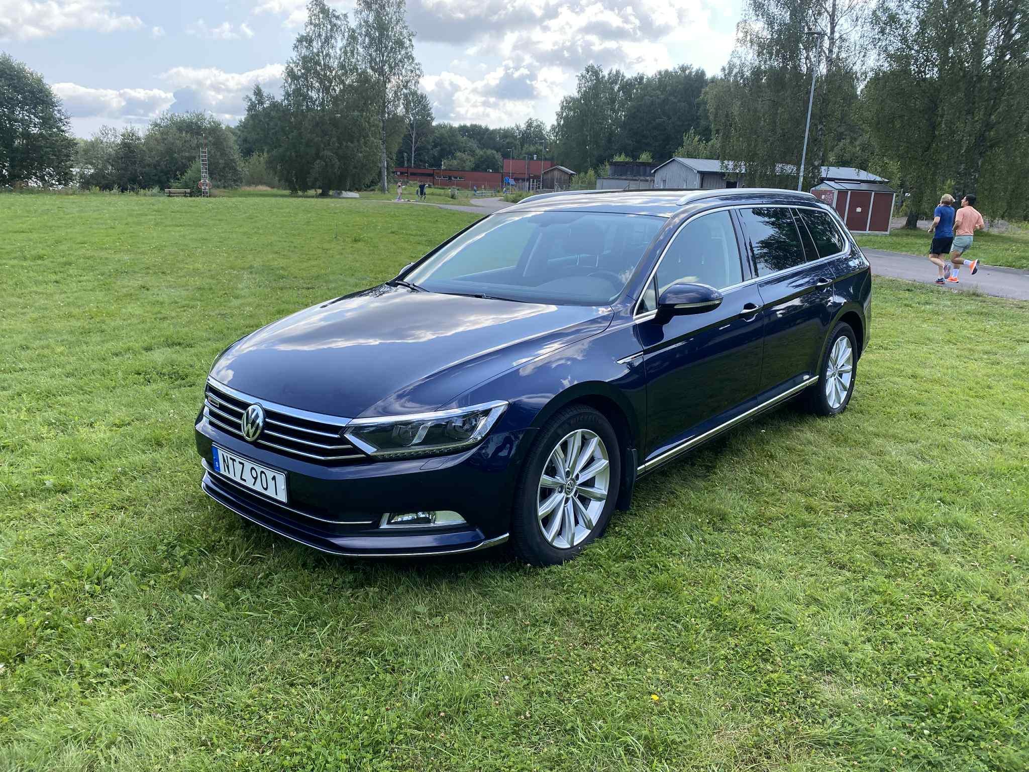 Volkswagen Passat Sportscombi 2.0 TDI DPF SCR BMT 4Motion DSG Sekventiell, 190hk, 2016