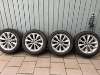 18 tums BMW fälgar med Hakka dubbdäck