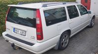 Volvo V70 2.4 Classic.  Sommar- och vinterdäck