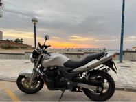 Kawasaki Zr 750 -01