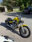 Suzuki intruder VS1400