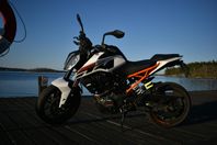 Ktm duke 125
