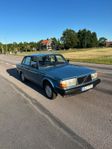 Volvo 240 