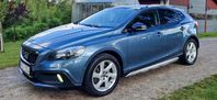 Välvårdad och Nyservad Volvo V40 Cross Country 2014