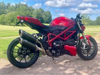 Ducati Streetfighter 748