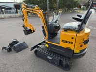 Fabriksny minigrävare XN08 inkl. svängbar bom, tre skopor mm