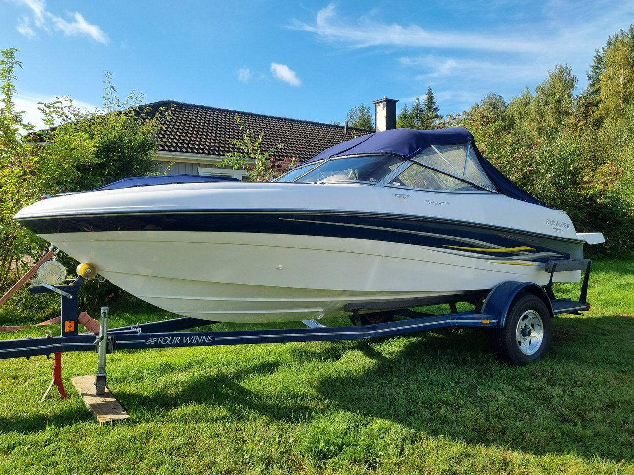 Four Winns horizon 180LE 2005...