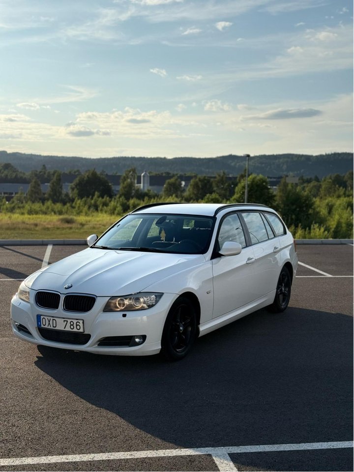 BMW 318d E91 A-traktor (Hemle...