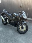 Honda CBR125R - Motorcykel A1