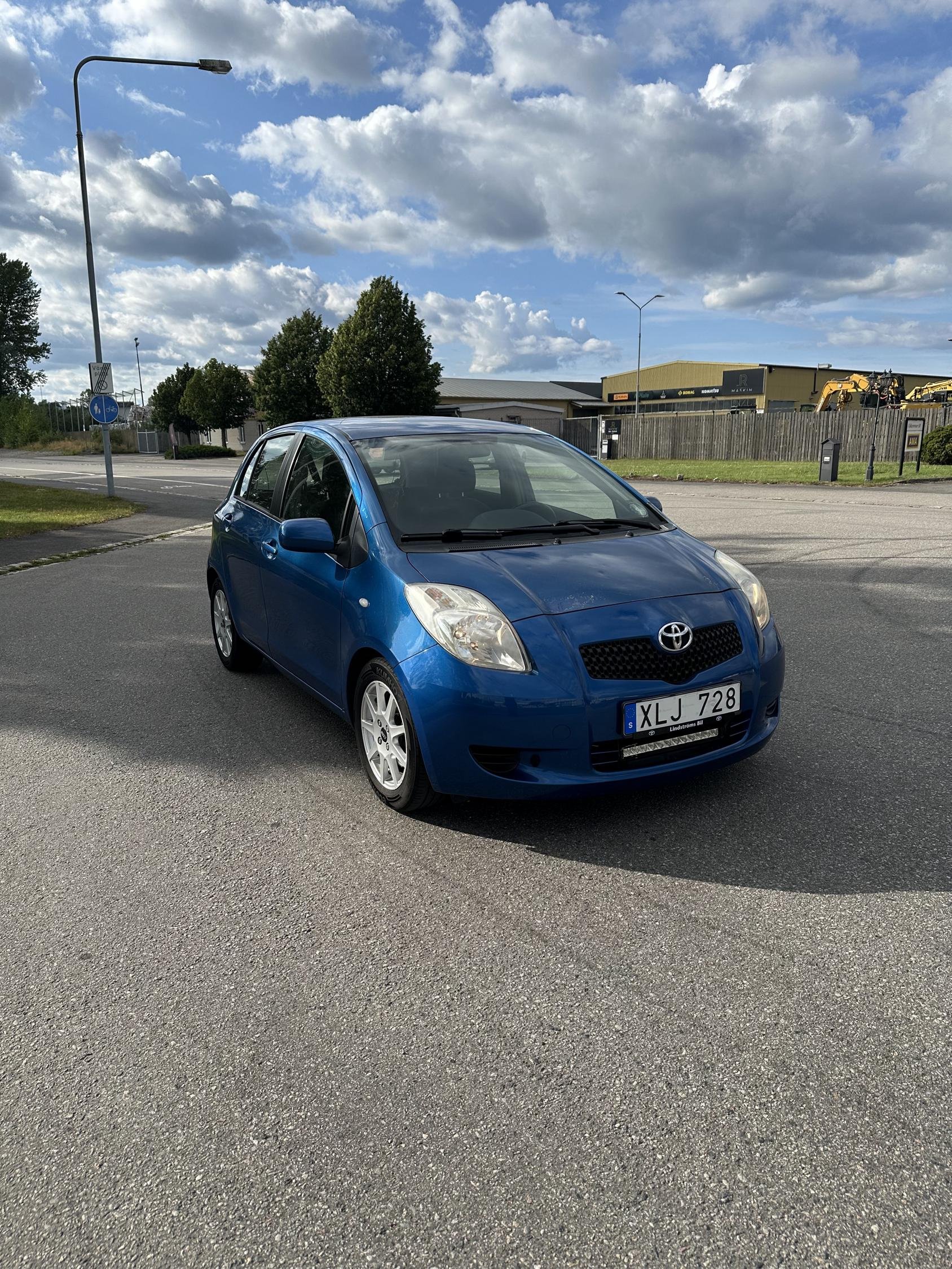 Toyota Yaris 5-door 1.0 VVT-i Manual, 69hp, 2006